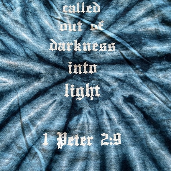 Light Blonde Blue Tie Dye Graphic Short Sleeve Tee.  Size Small - Picture 3 of 4